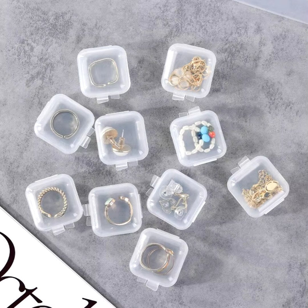 petite-boite-de-rangement-en-plastique-collier