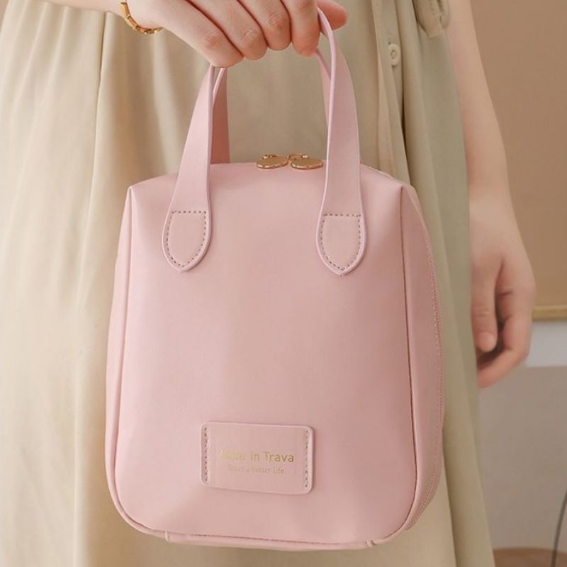 trousse-de-toilette-femme-sac-discret