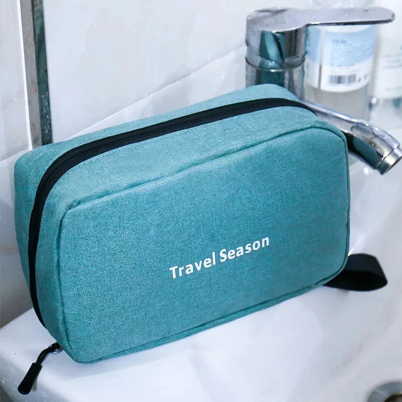 Trousse de toilette homme de voyage