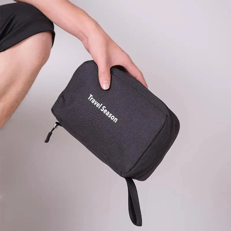 Trousse de toilette homme de voyage