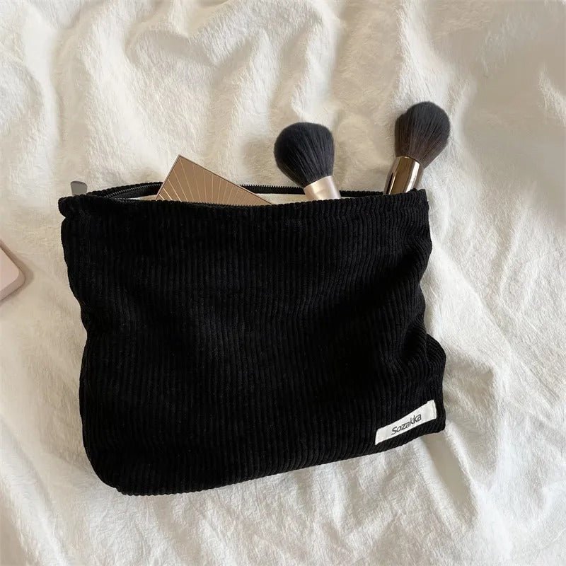 trousse-maquillage-noire