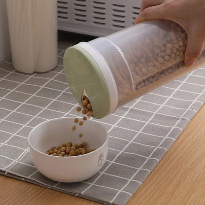 boite-alimentaire-bec-verseur