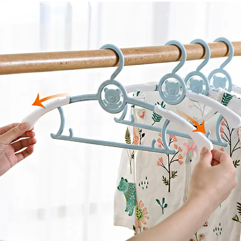 cintre-pour-bebe-extensible