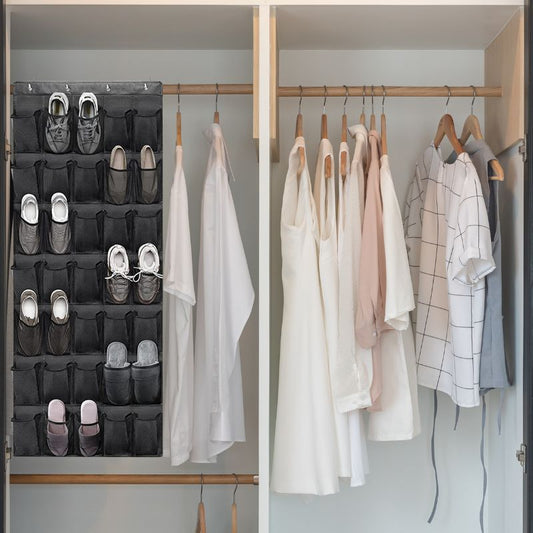 Rangement chaussures dans placard 35 poches