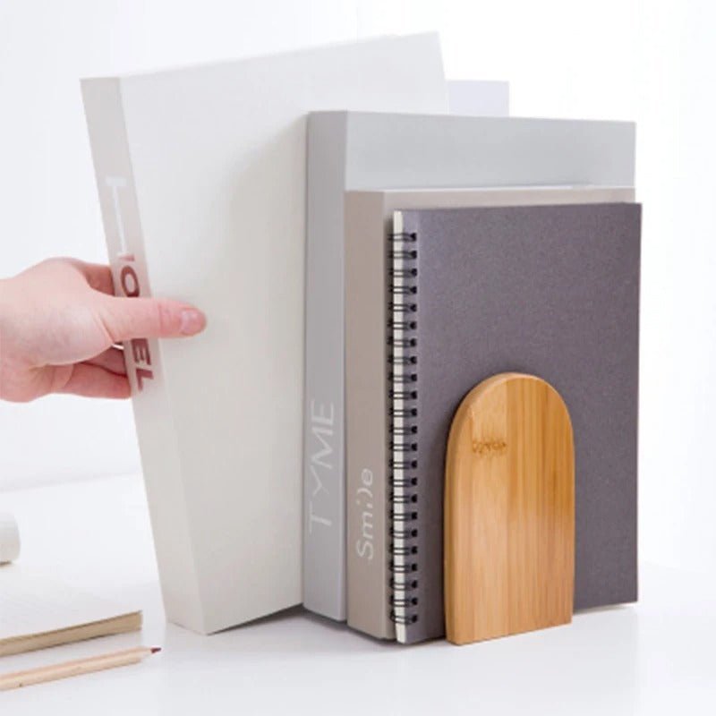 serre-livre-en-bambou-deco