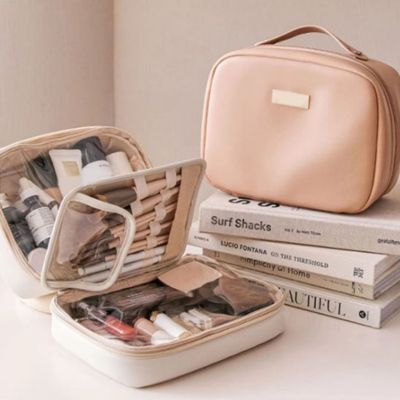 trousse-de-toilette-femme-maquillage