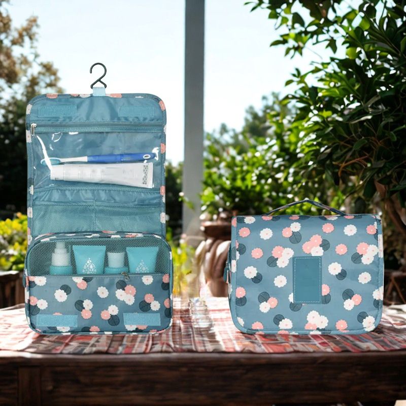 trousse-de-toilette-femme-motif-a-fleurs