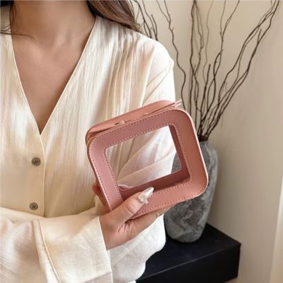 trousse-de-toilette-femme-mignone