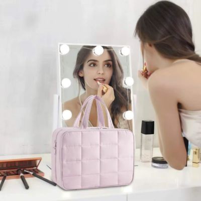 trousse-de-toilette-femme-originale