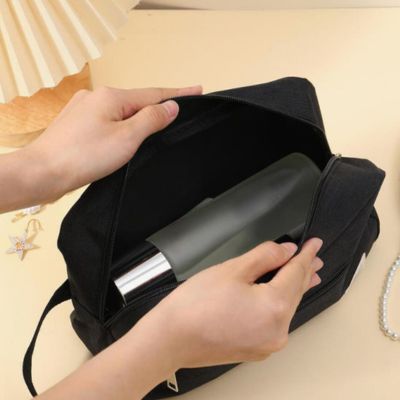 trousse-de-toilette-homme-de-voyage